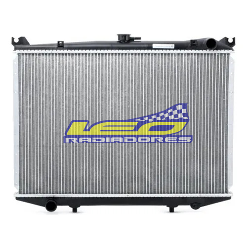 RADIADOR CAMIONETA NISSAN PAITFHINDER 4 X 4 D21 DIESEL Caño CRUZADOS